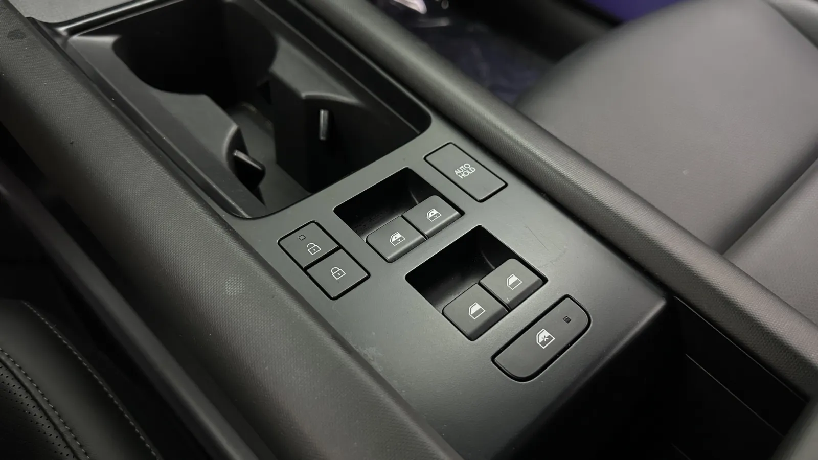 Hyundai Ioniq 6 photo 14