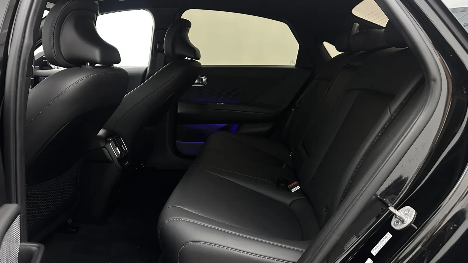 Hyundai Ioniq 6 photo 22