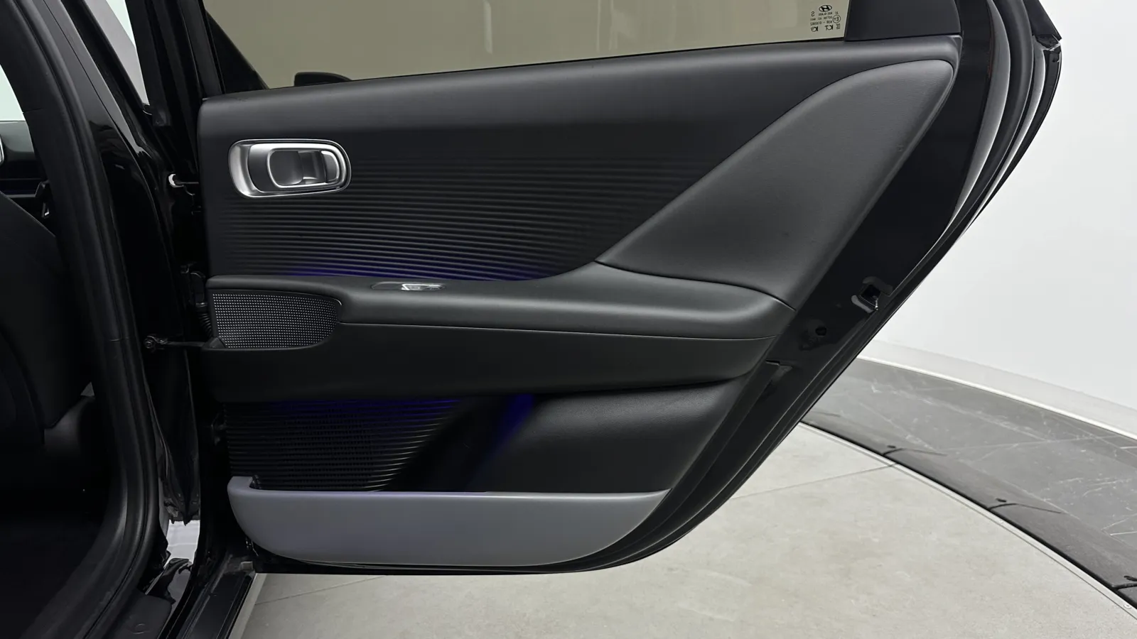 Hyundai Ioniq 6 photo 30