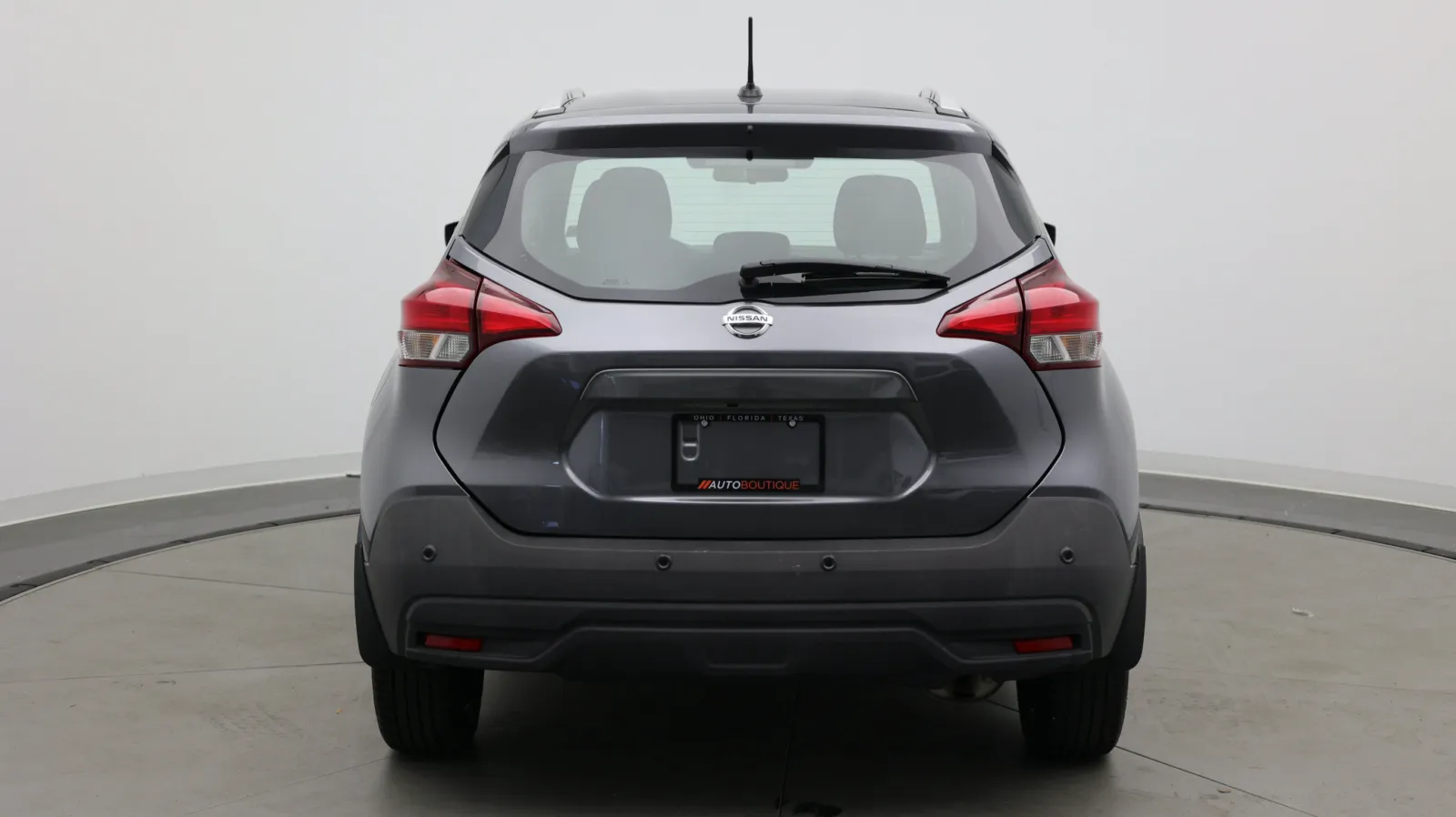 Nissan Kicks photo 6