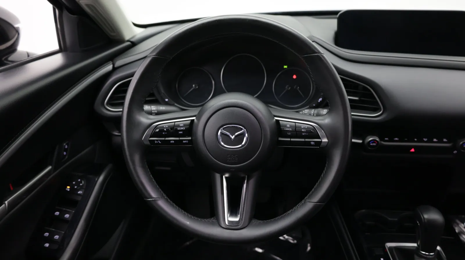 Mazda CX-30 photo 23