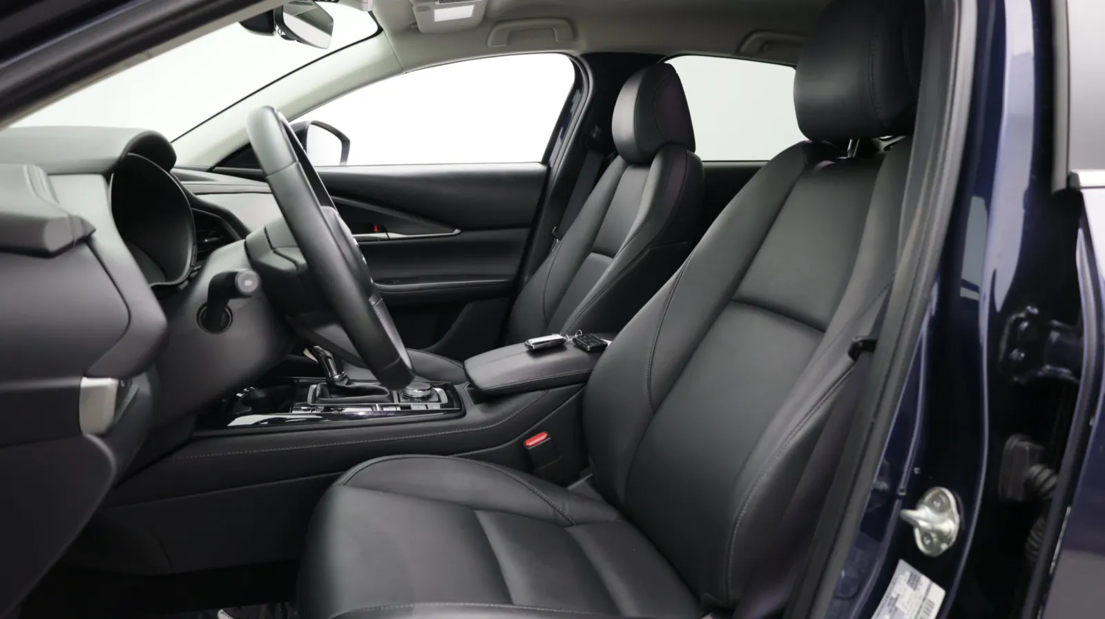 Mazda CX-30 photo 12