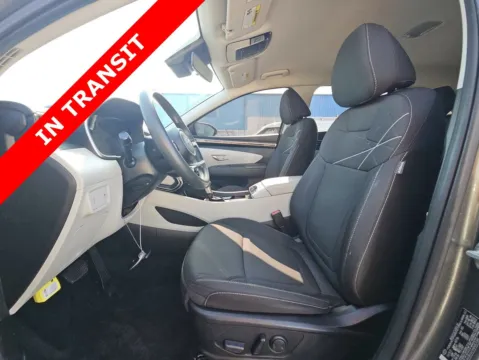 More photos of 2022 Hyundai Tucson SEL at Auto Boutique Florida, FL