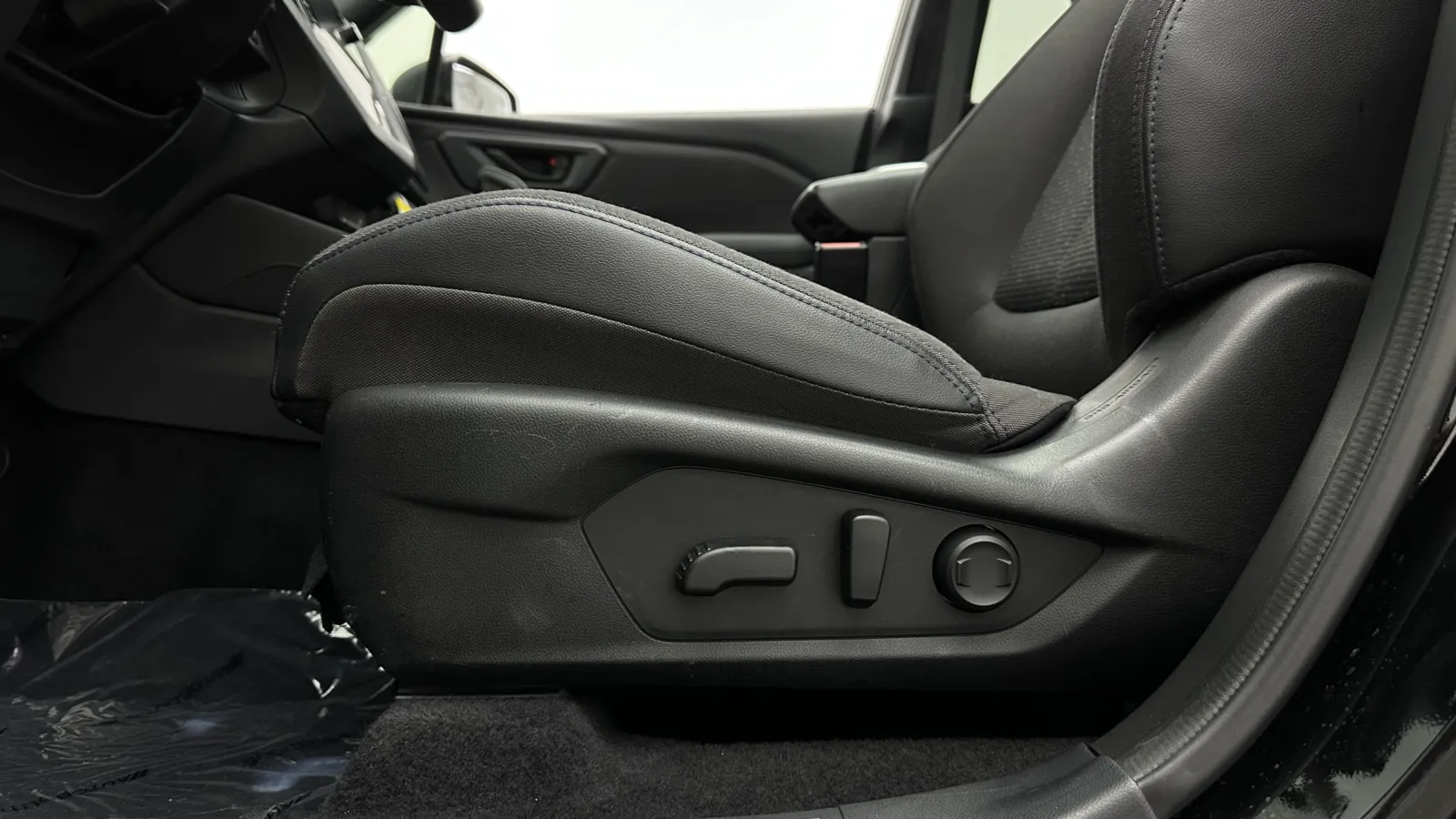 Subaru Forester photo 13
