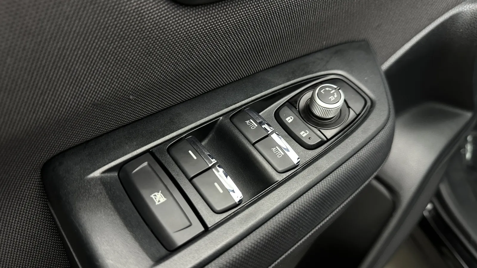 Subaru Forester photo 11