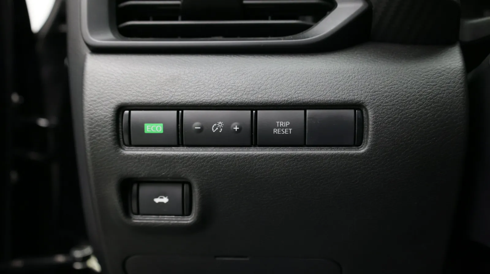 Nissan Sentra photo 20