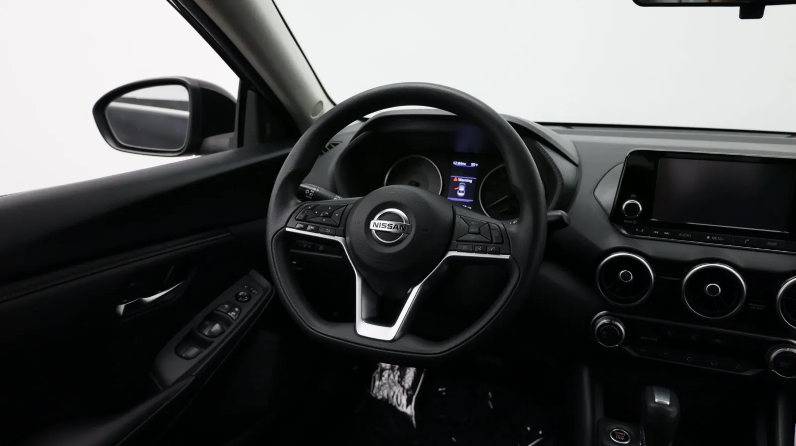 Nissan Sentra photo 24
