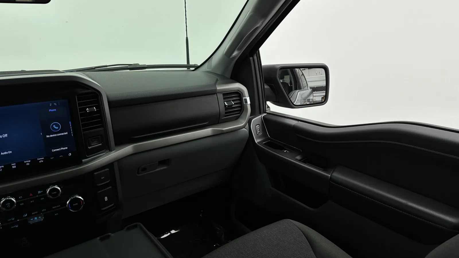 Ford F-150 photo 29