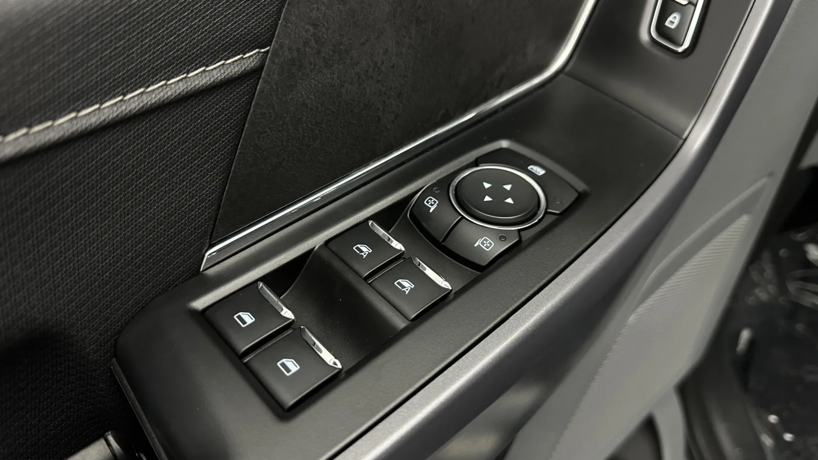 Ford F-150 photo 12