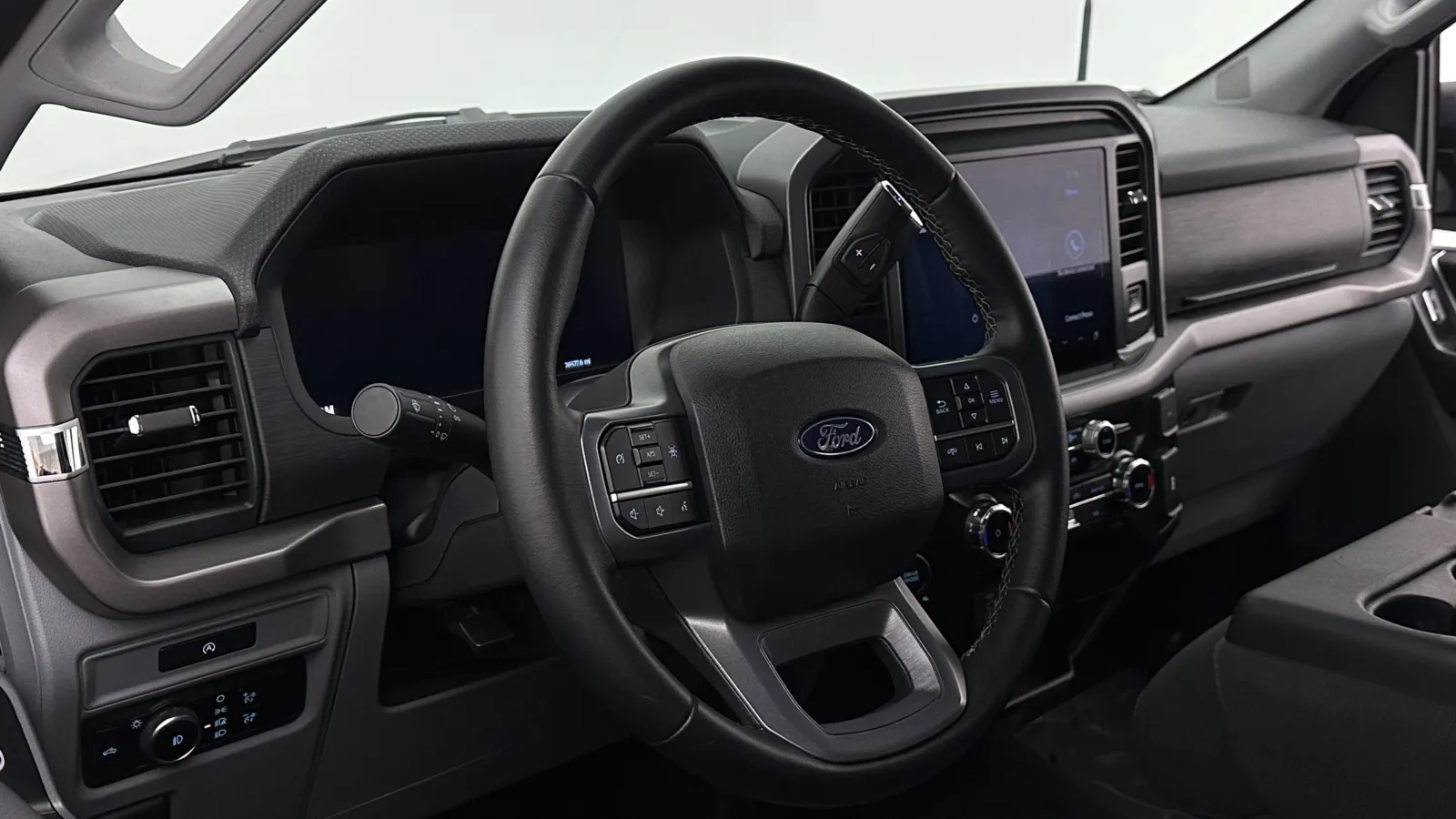 Ford F-150 photo 9
