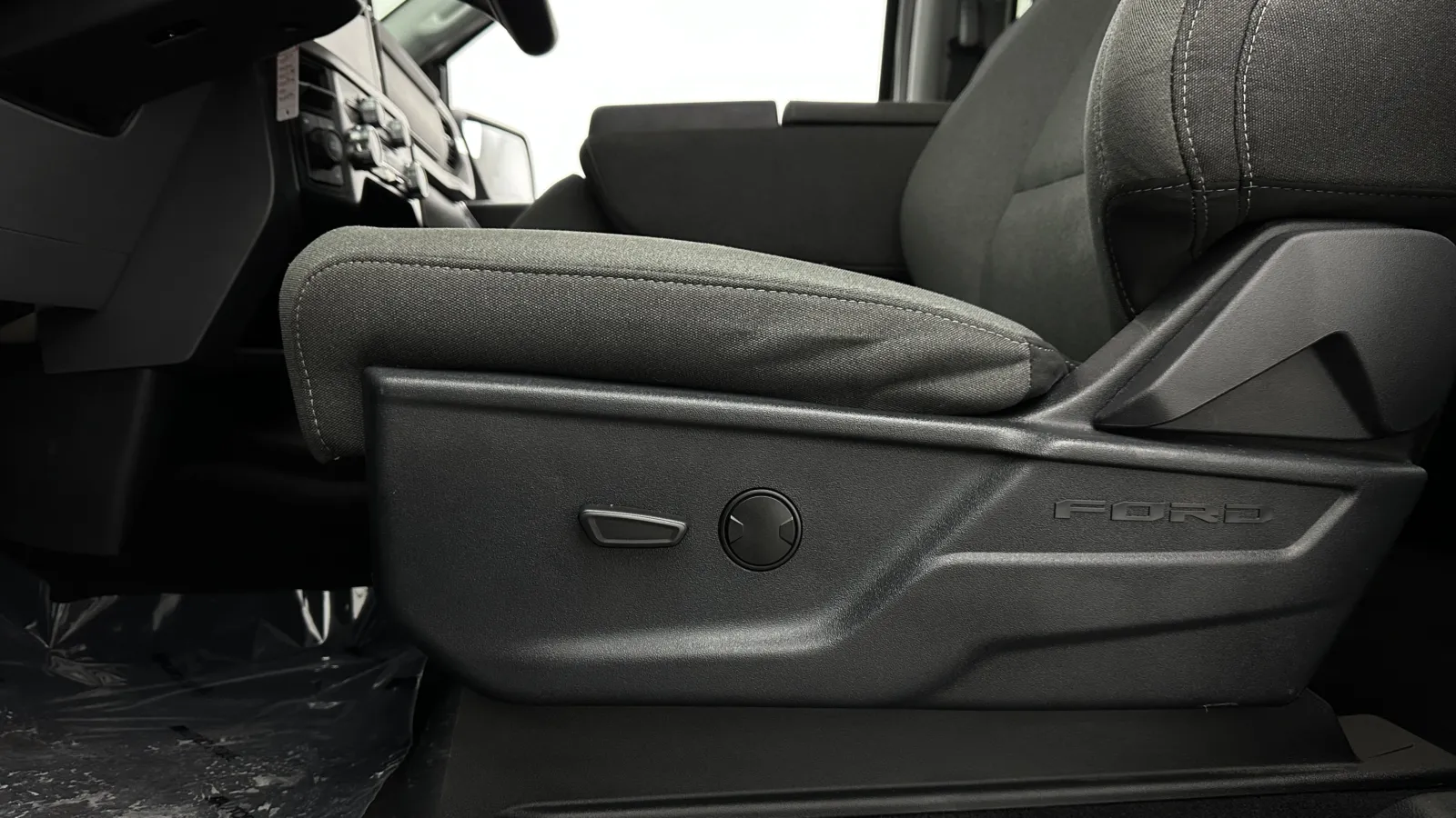 Ford F-150 photo 14