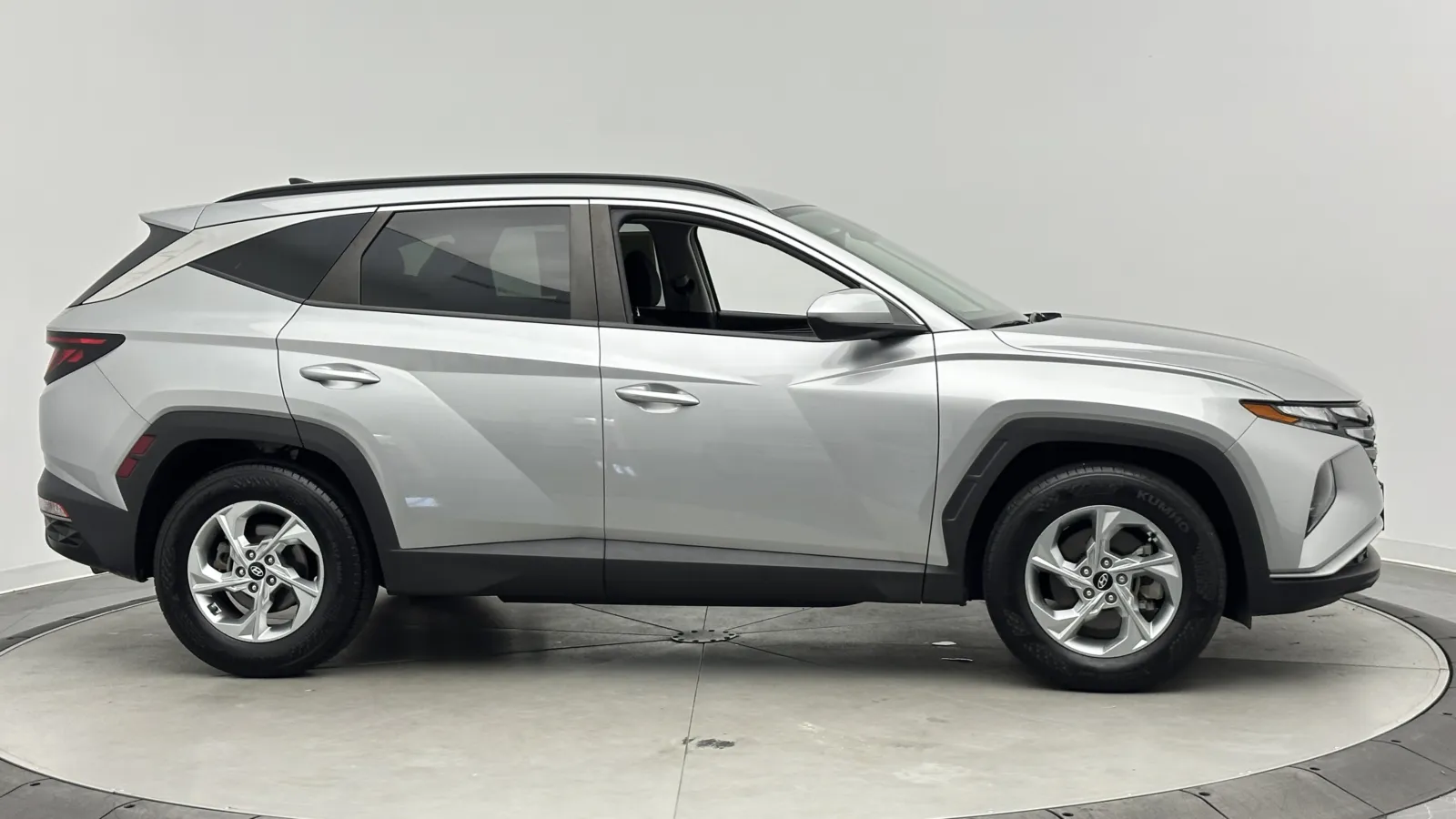 Hyundai Tucson photo 8