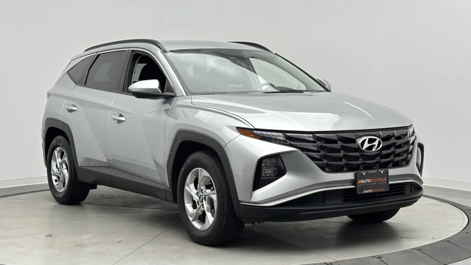 Hyundai Tucson photo 3