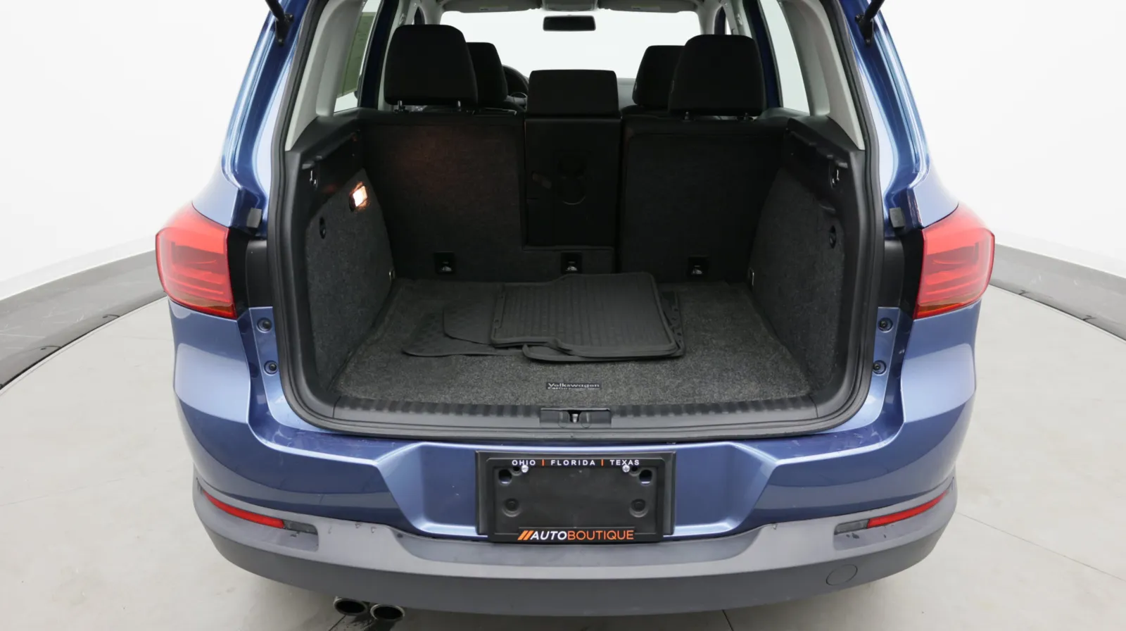 Volkswagen Tiguan Limited photo 24