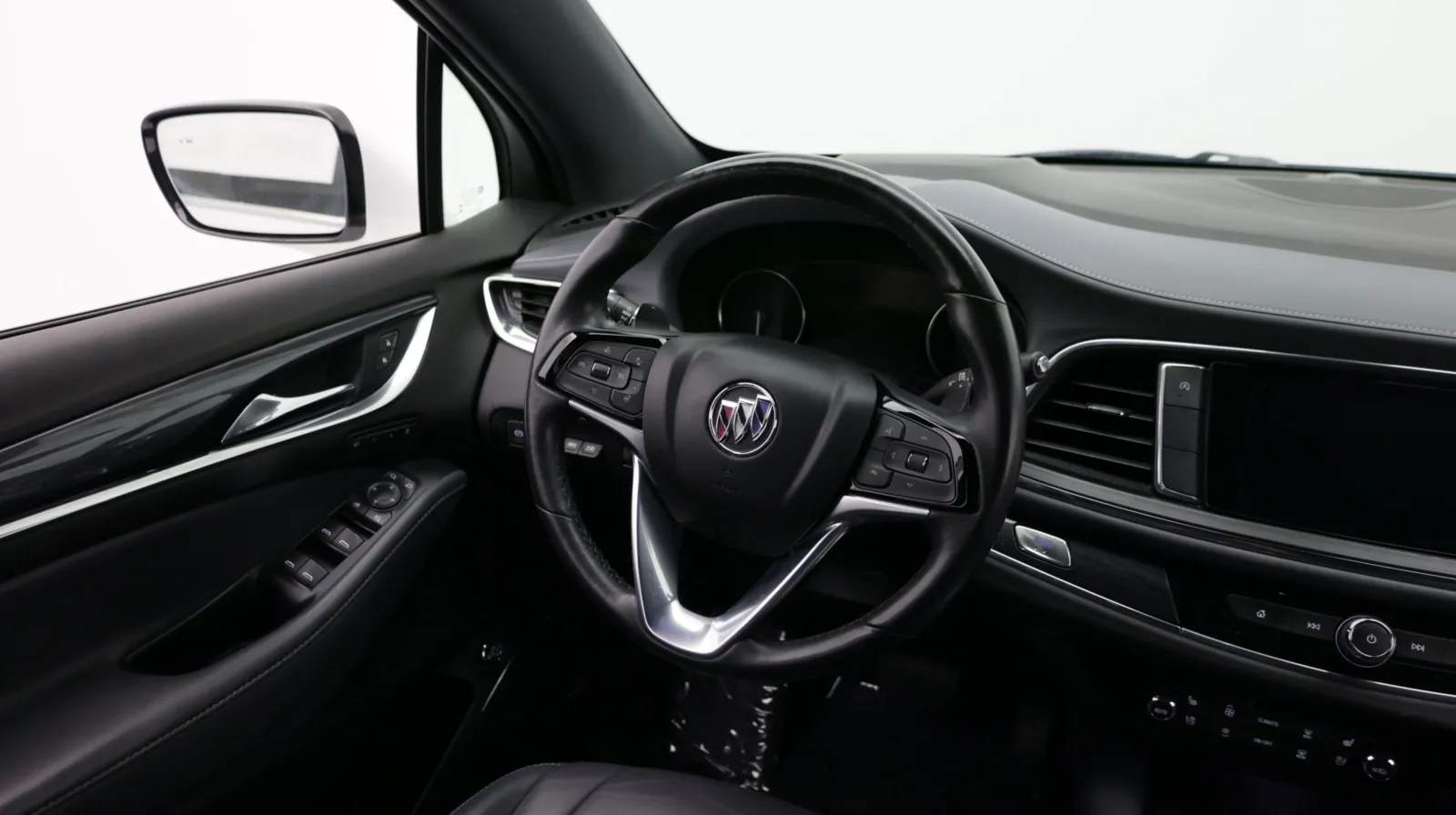 Buick Enclave photo 32
