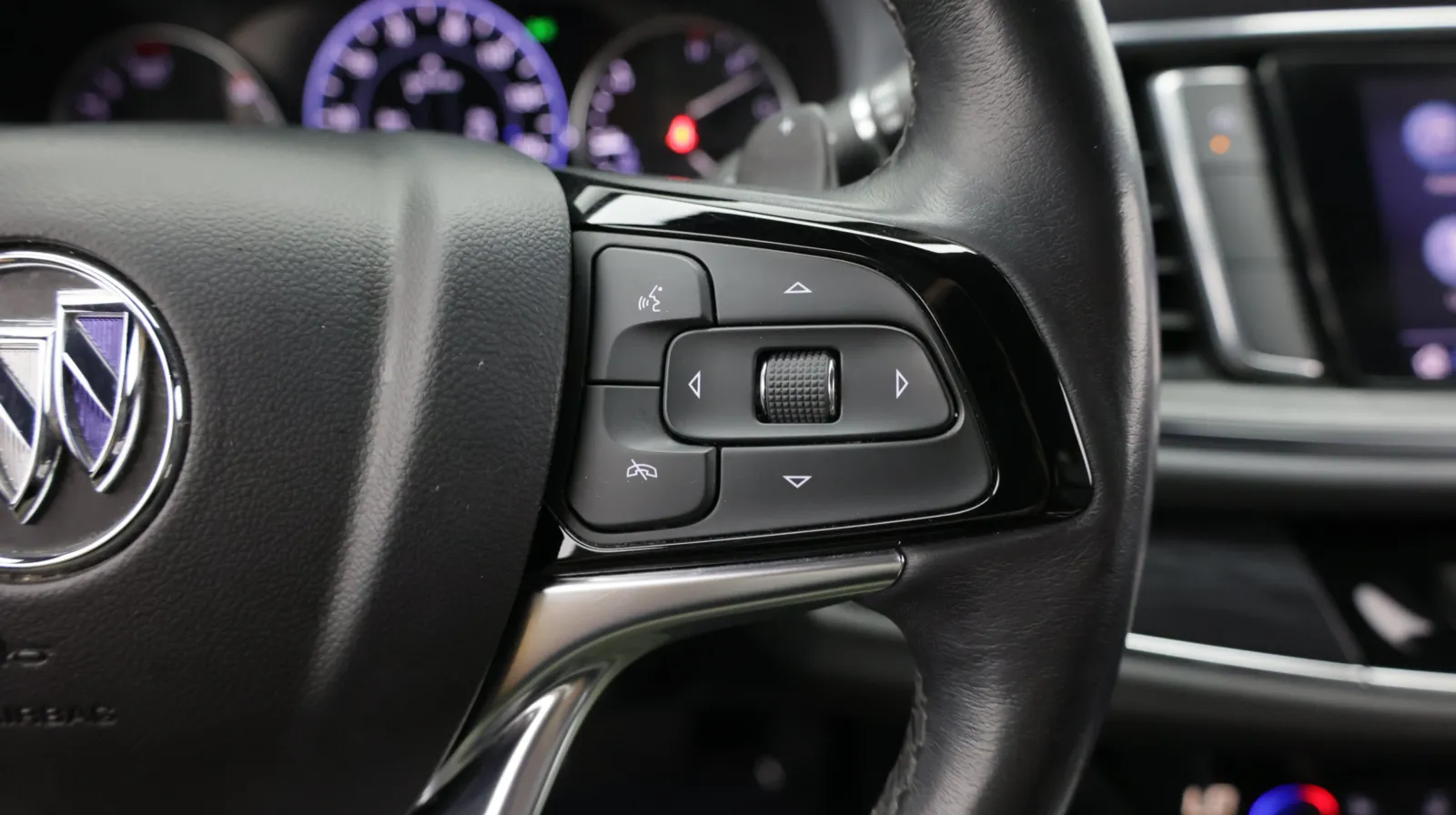 Buick Enclave photo 20
