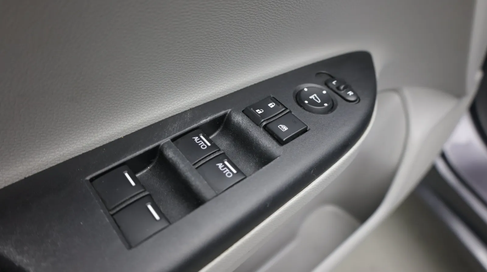 Honda Accord photo 14