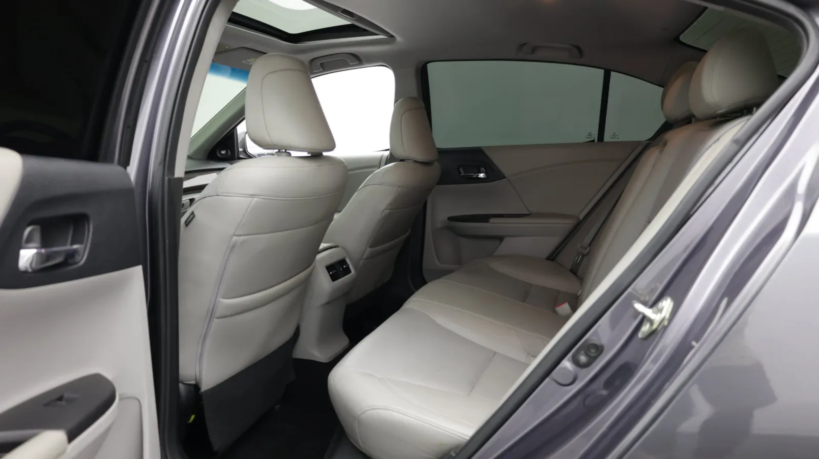 Honda Accord photo 27