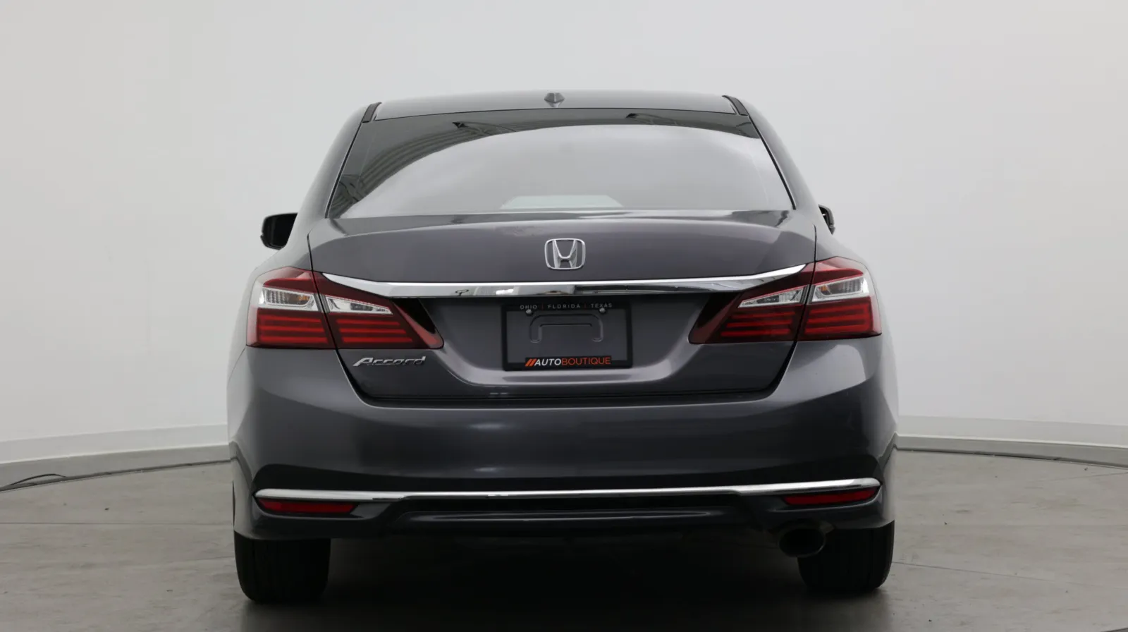 Honda Accord photo 7