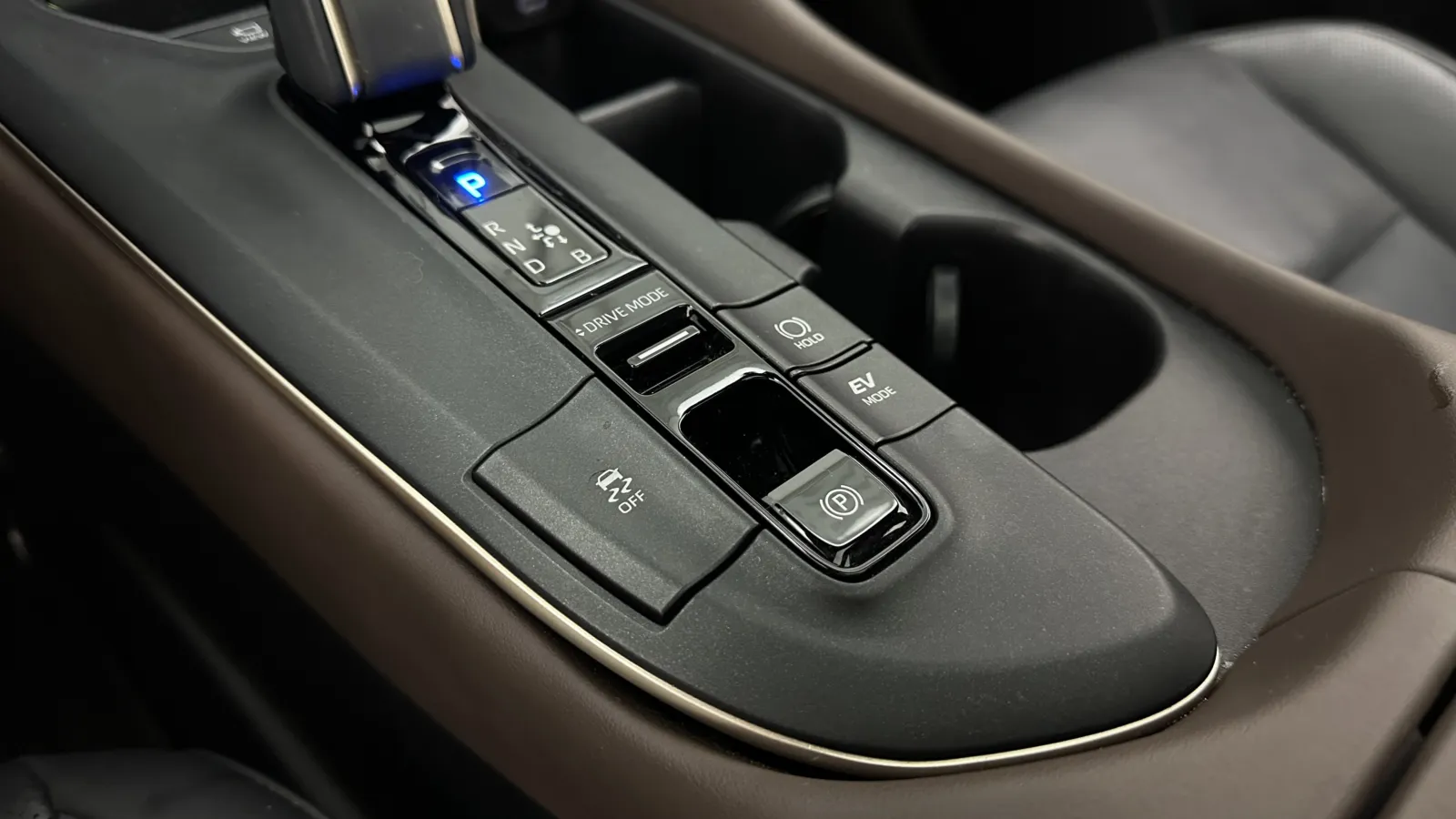 Toyota Crown photo 17