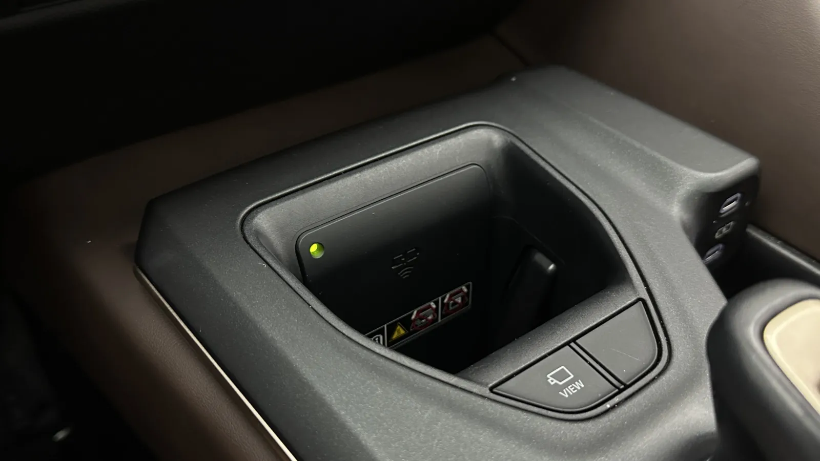 Toyota Crown photo 24
