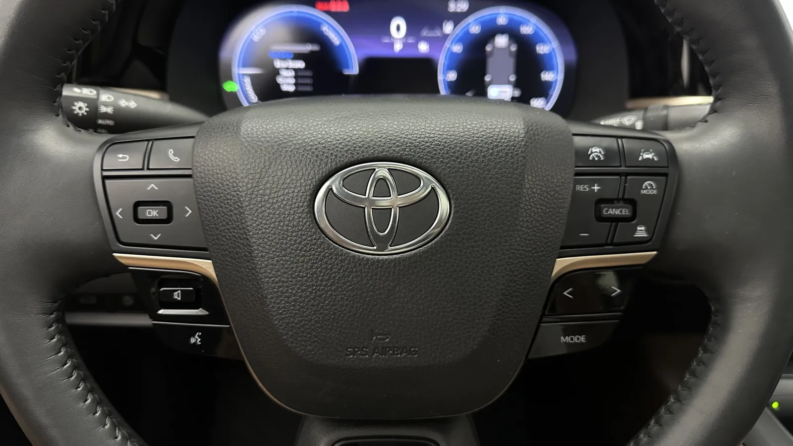 Toyota Crown photo 21