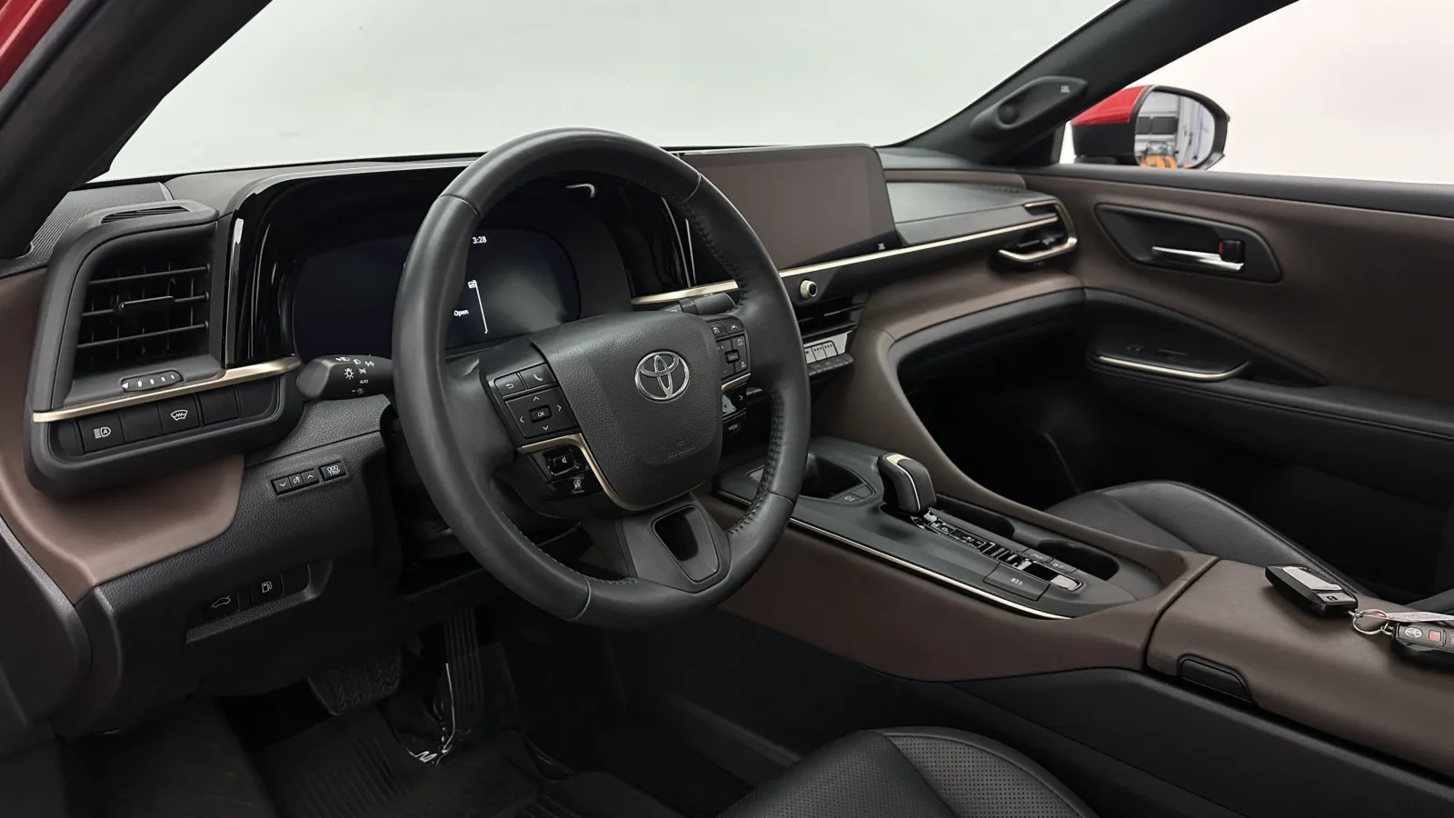 Toyota Crown photo 11