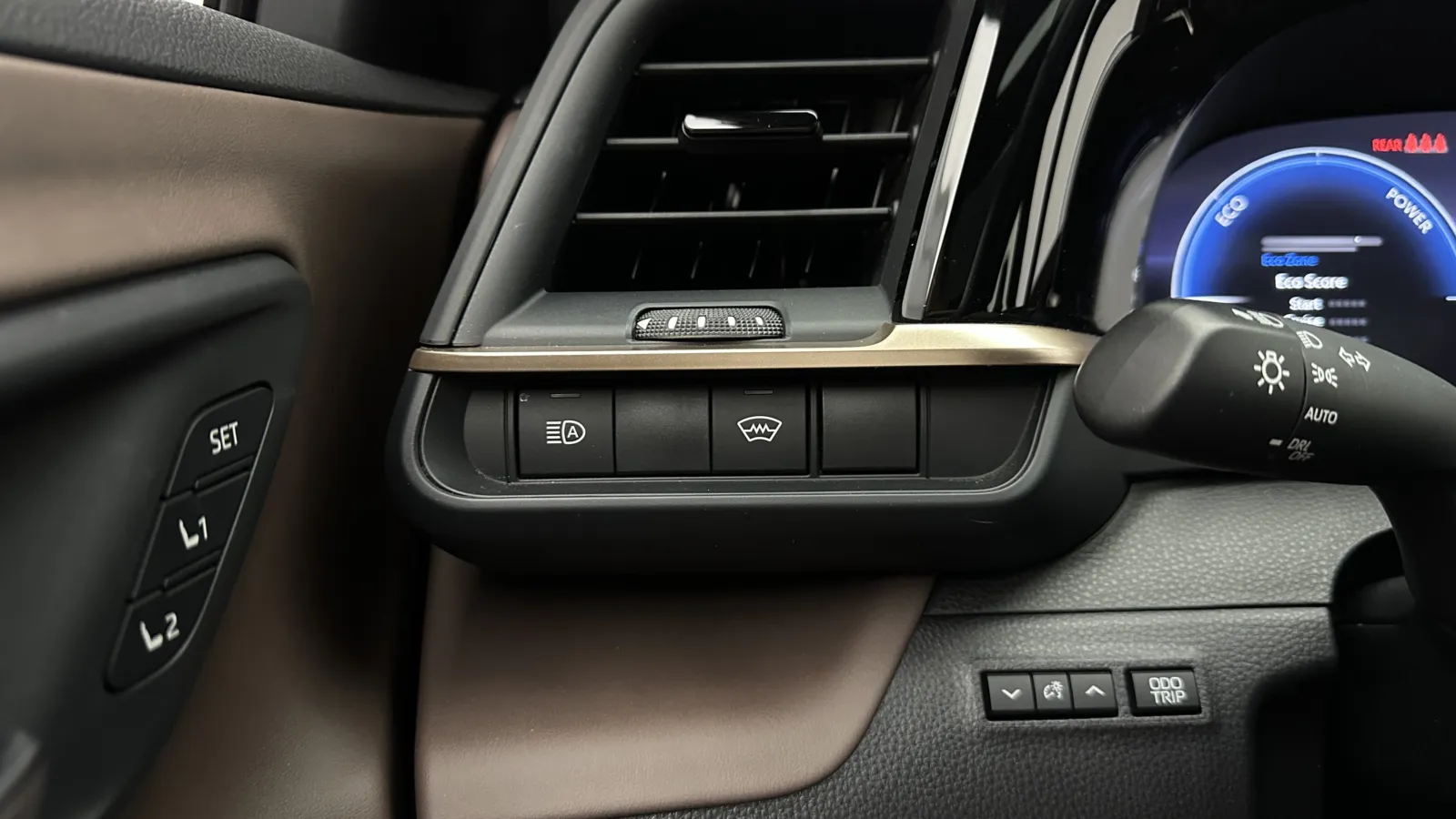 Toyota Crown photo 22