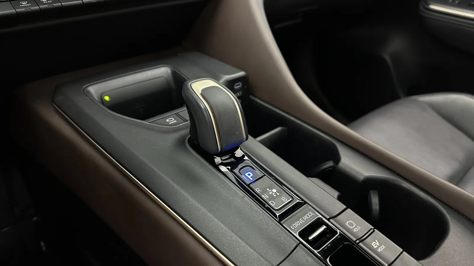 Toyota Crown photo 18