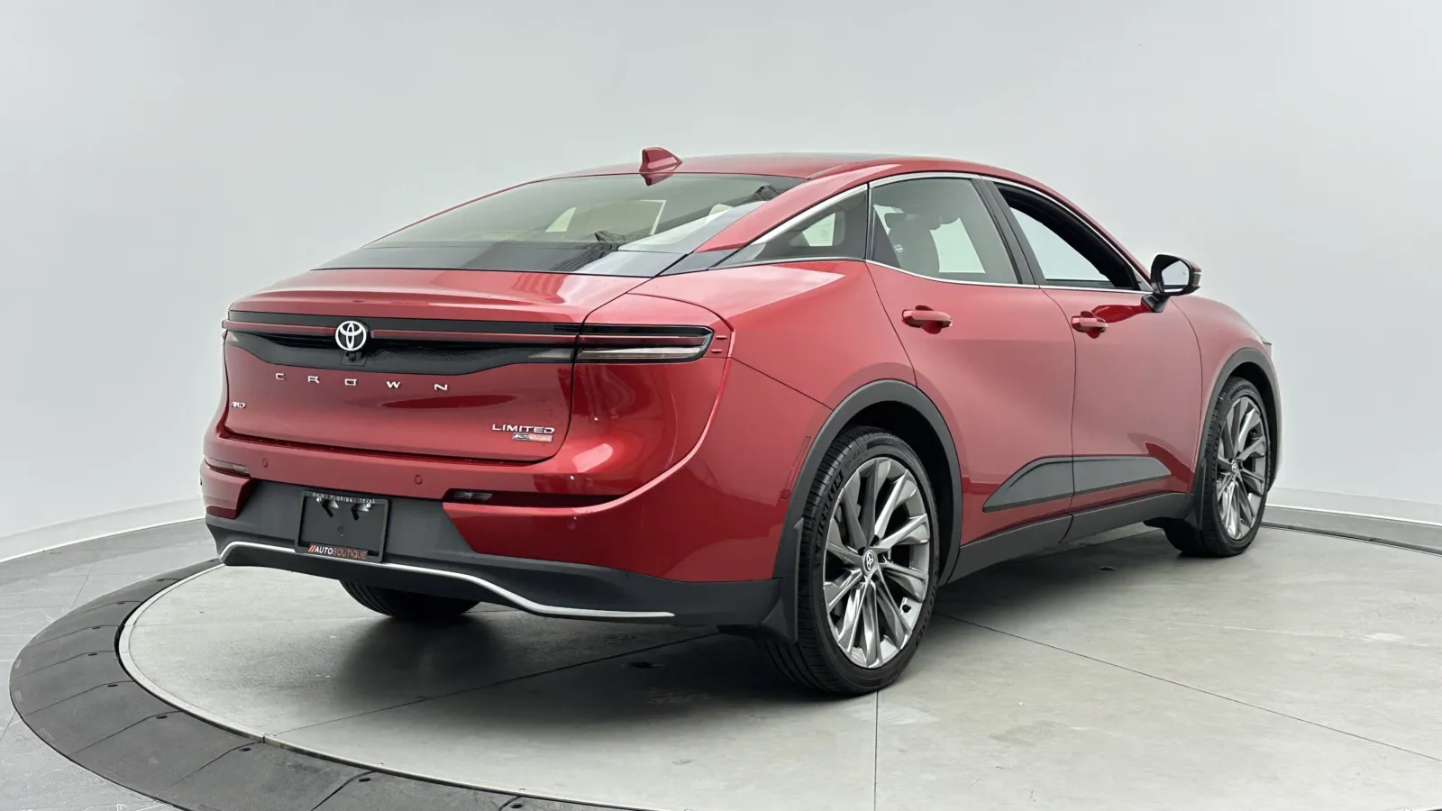 Toyota Crown photo 8