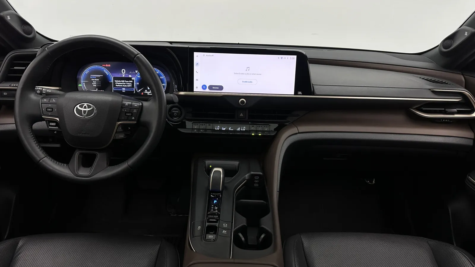 Toyota Crown photo 30