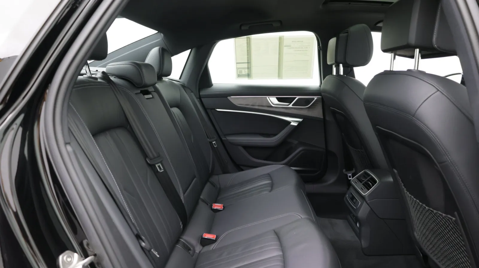 Audi A6 photo 35