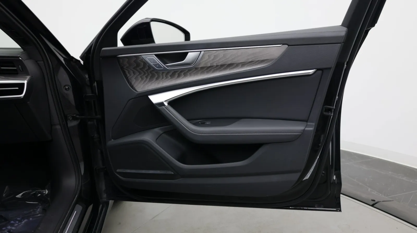 Audi A6 photo 36