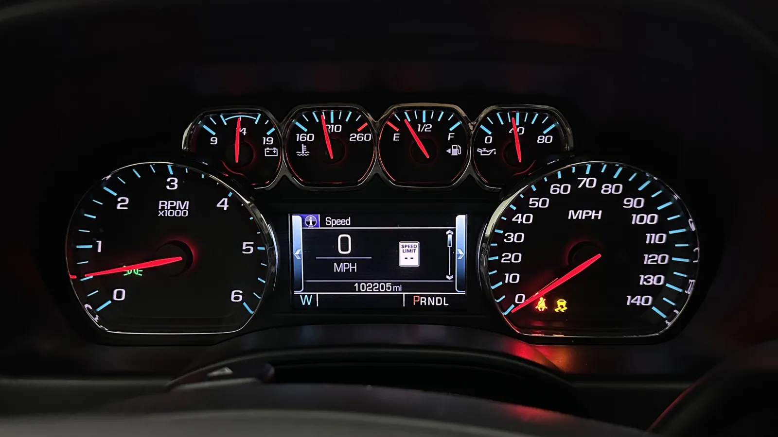 Chevrolet Silverado photo 20