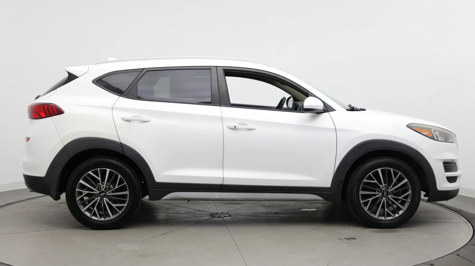 Hyundai Tucson photo 8