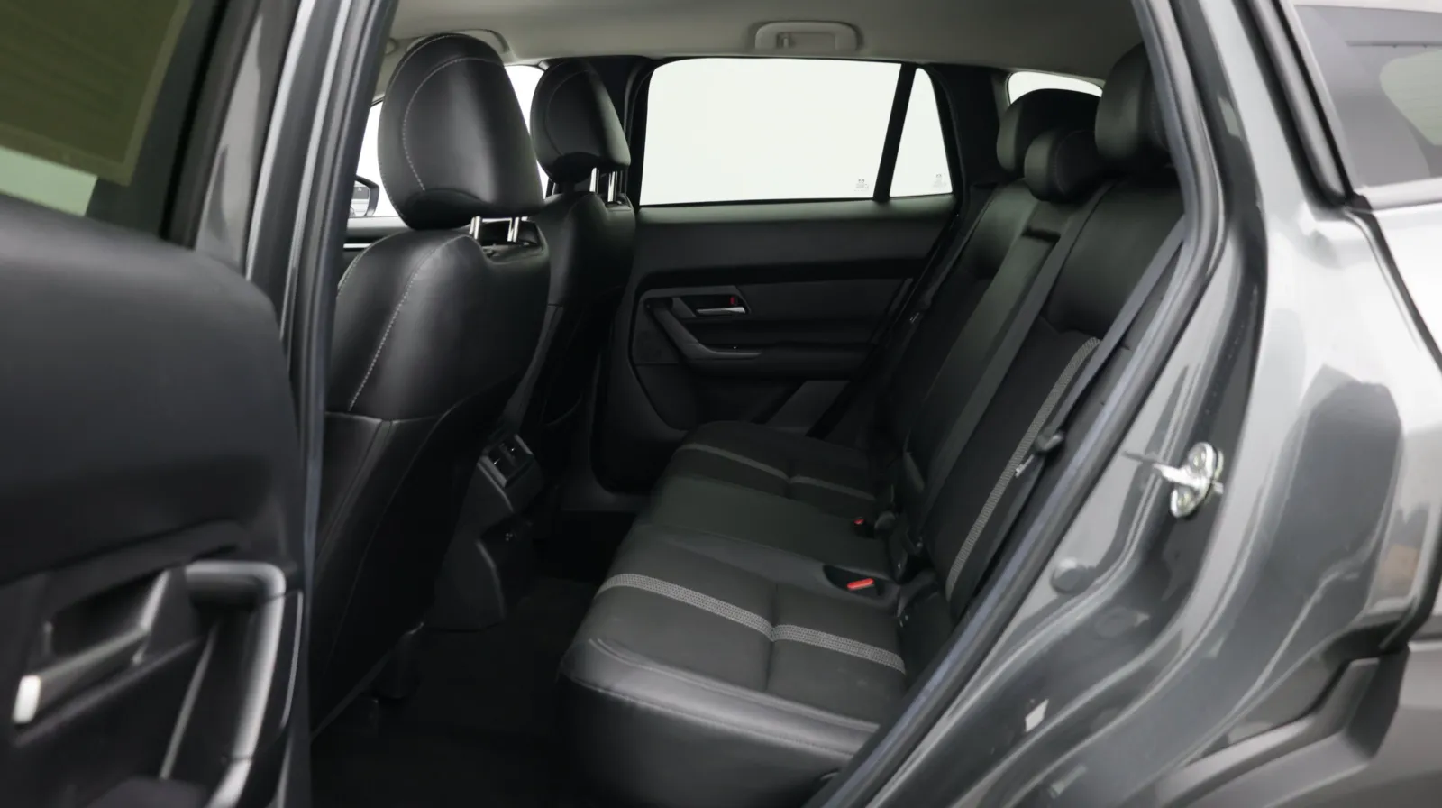Mazda CX-50 photo 23