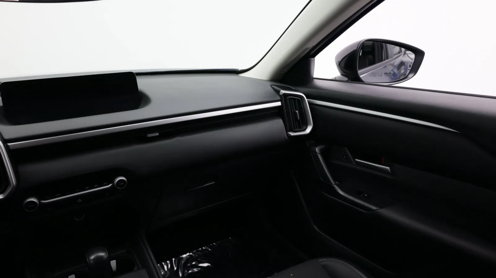 Mazda CX-50 photo 28