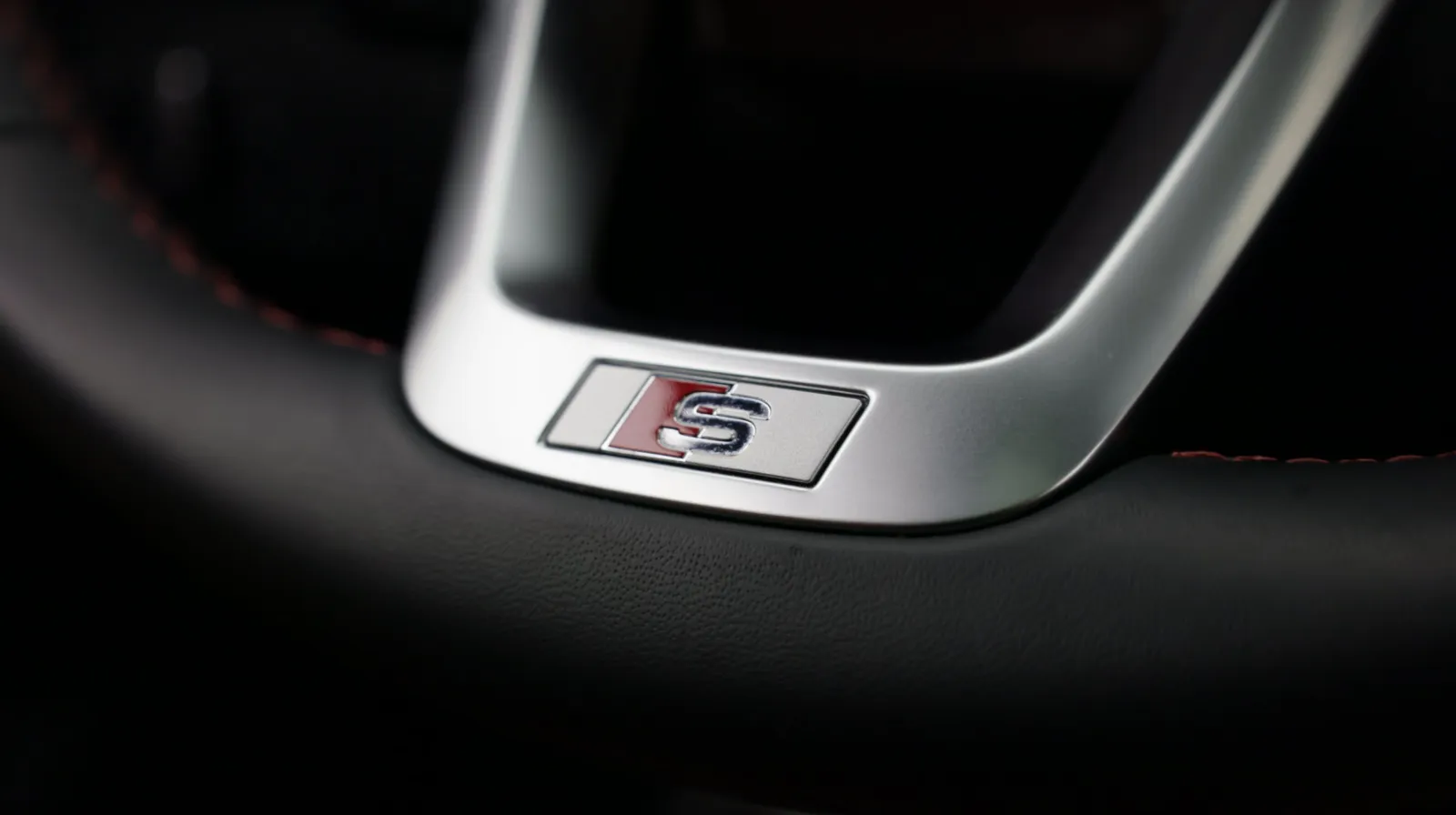 Audi SQ5 photo 28