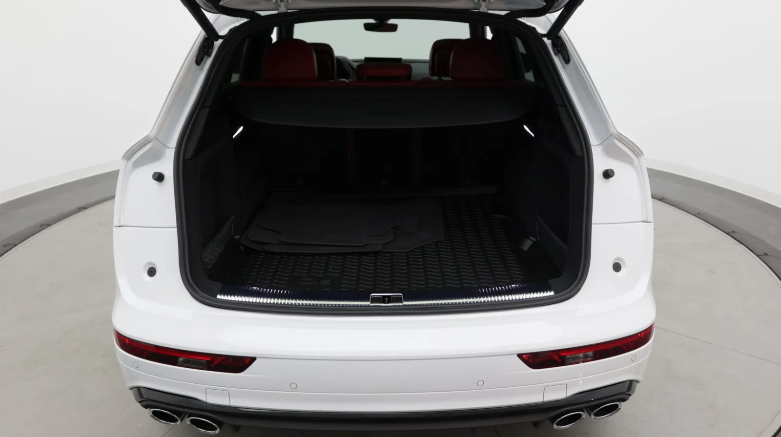 Audi SQ5 photo 37