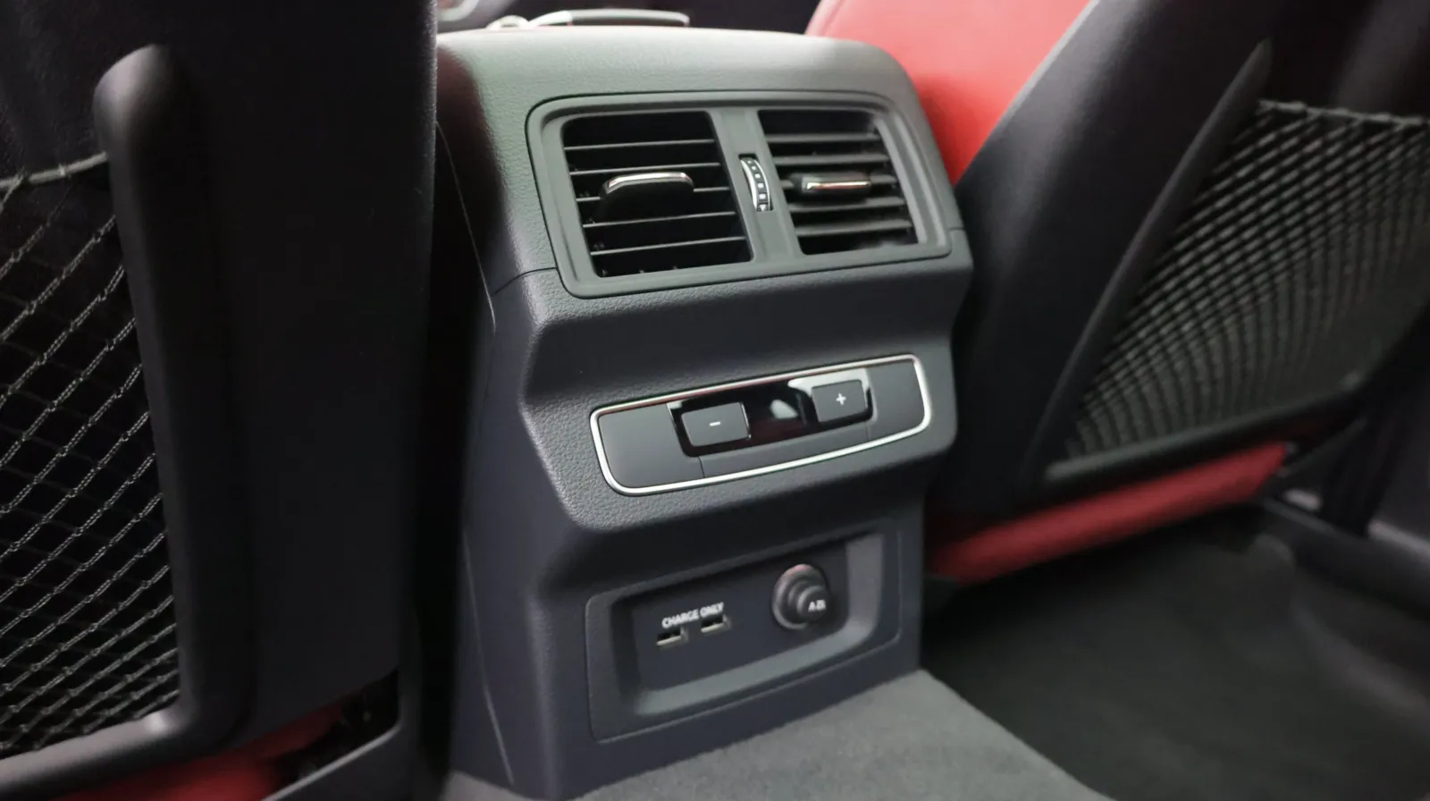Audi SQ5 photo 32