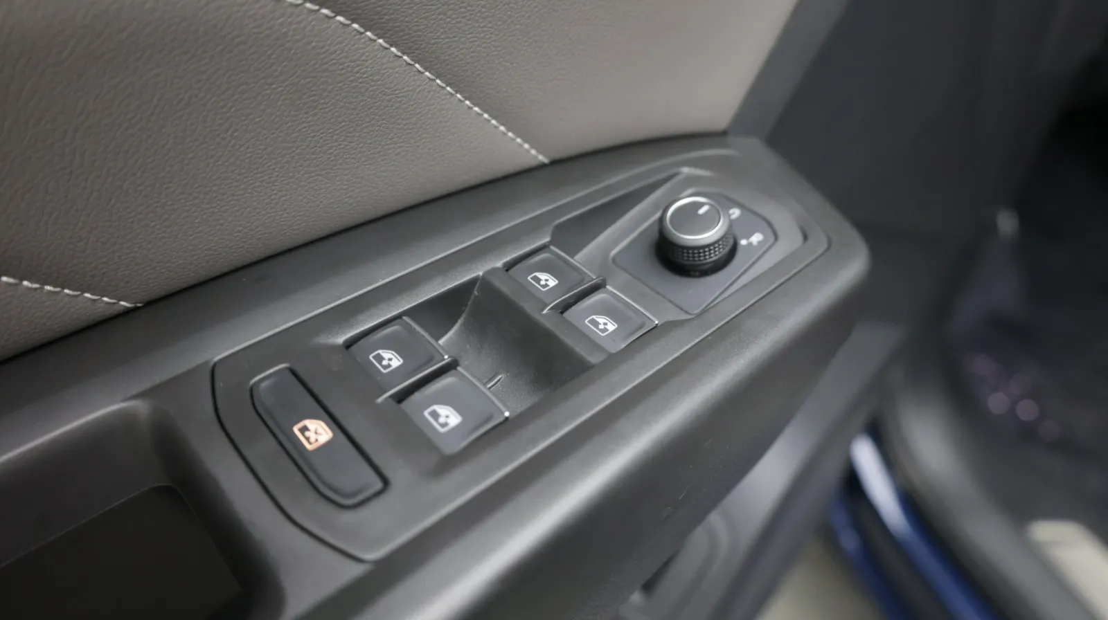 Volkswagen Atlas Cross Sport photo 12