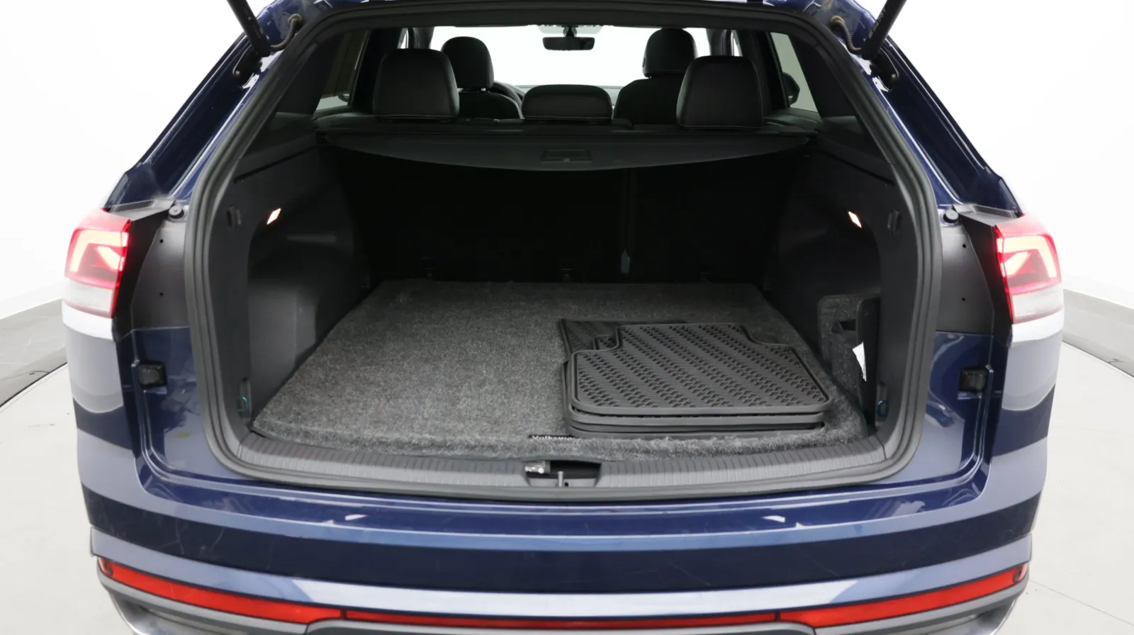 Volkswagen Atlas Cross Sport photo 28