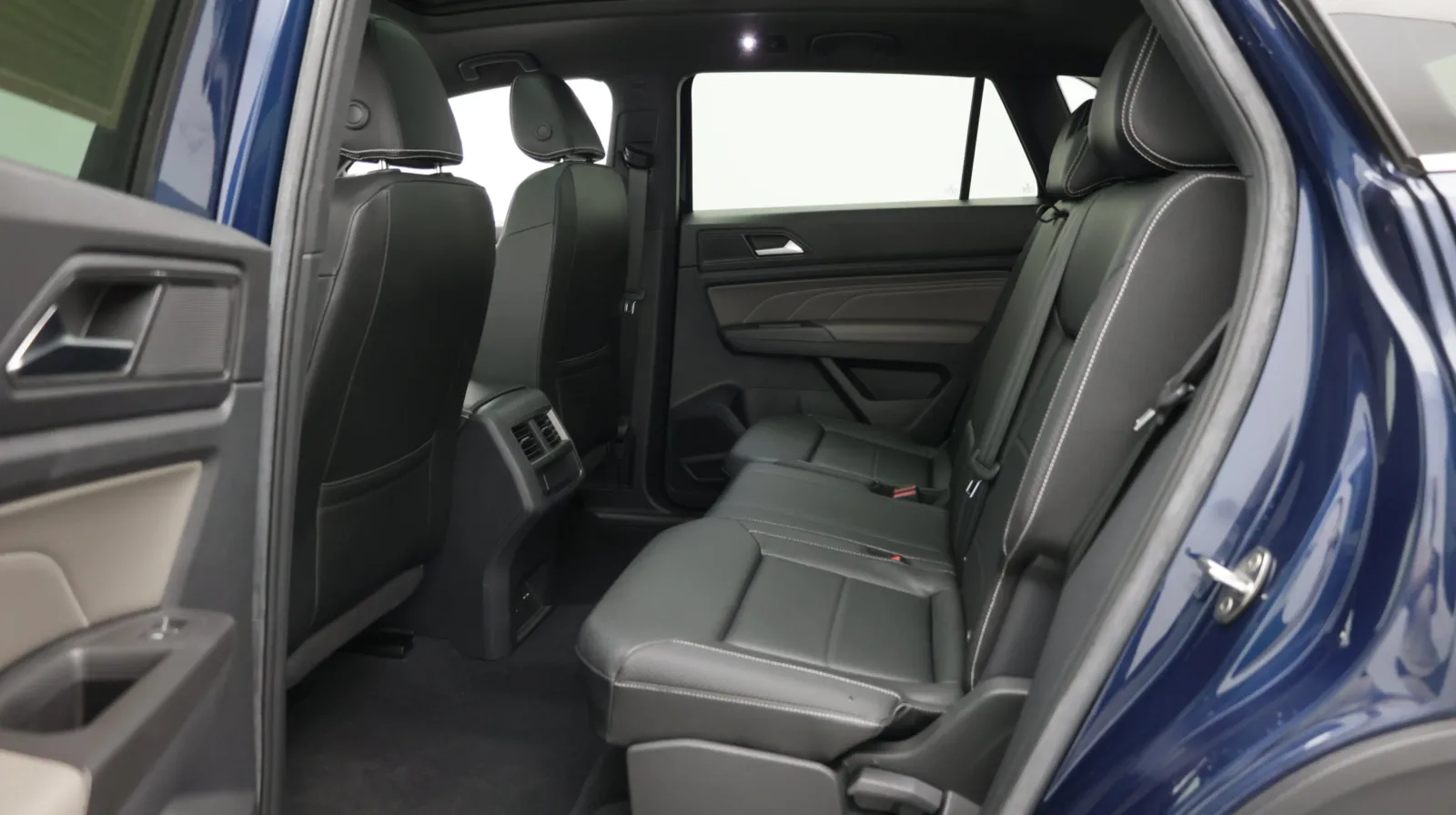 Volkswagen Atlas Cross Sport photo 22