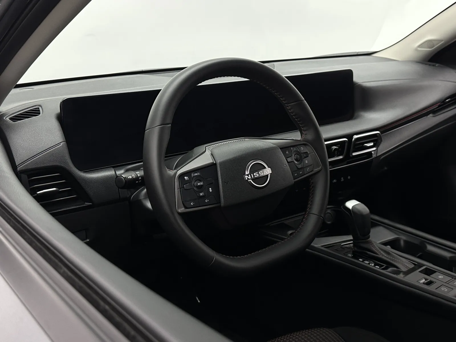Nissan Sentra photo 12