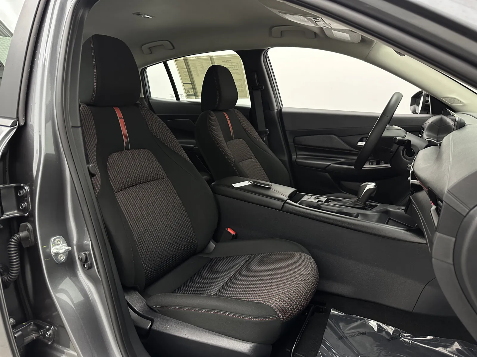 Nissan Sentra photo 39