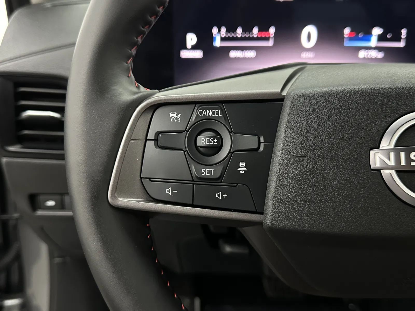 Nissan Sentra photo 24