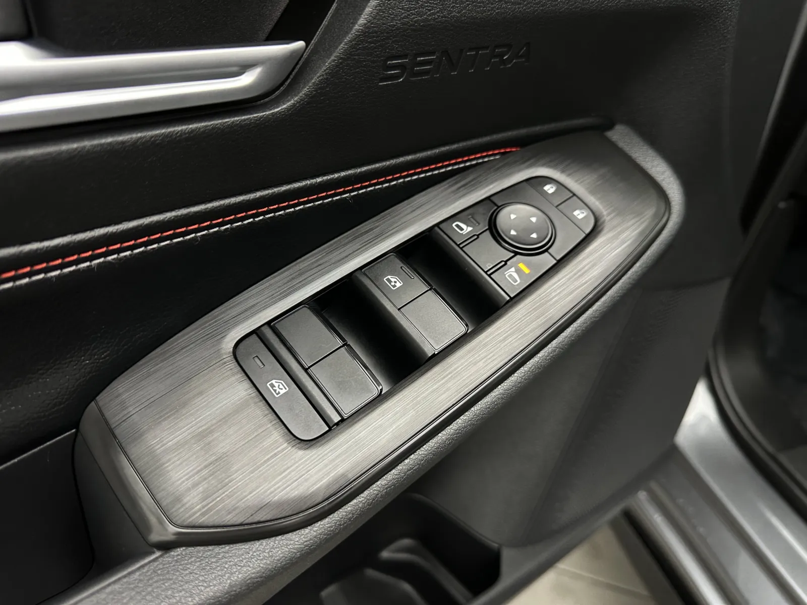 Nissan Sentra photo 15