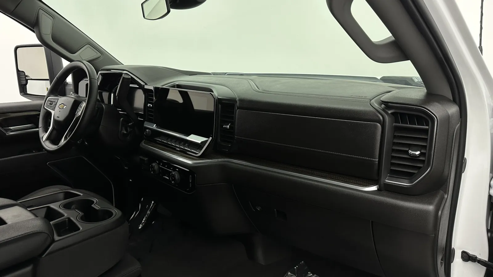 Chevrolet Silverado photo 32