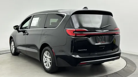 More photos of 2026 Chrysler Pacifica Select at Auto Boutique Florida, FL