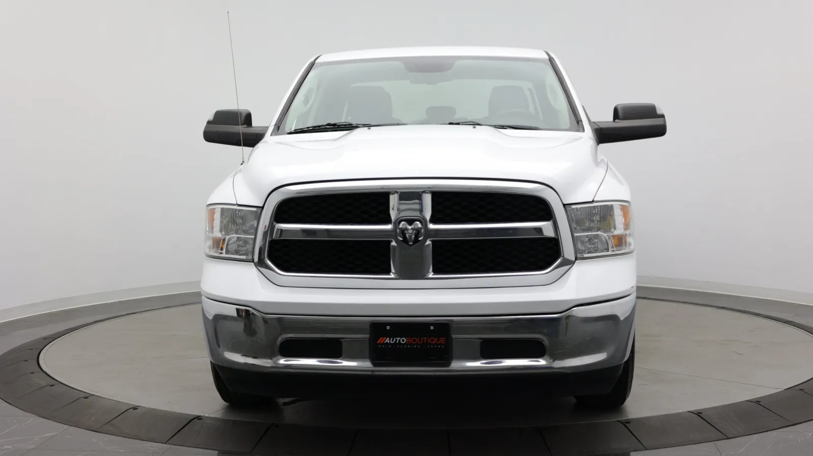 Ram 1500 photo 2